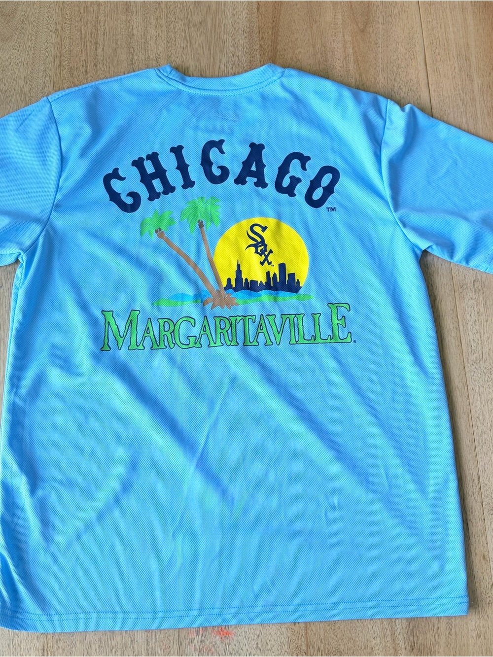 Margaritaville Chicago White Sox Men's Light Blue Graphic Tee L